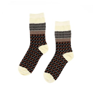 ถุงเท้า COMFY SOCKS Antiqua Tribal Socks - Beige ลวดลายถุงเท้าสวยงาม เหมาะสำหรับใส่กับรองเท้าบูต และรองเท้าผ้าใบ