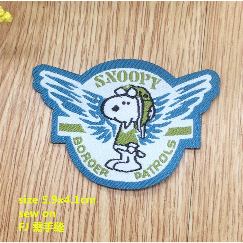 Need Hand-Sewn กาวฟรีน่ารัก Snoopy สุนัขชายหญิงการ์ตูนเด็กผ้า Patch Hand-Sewn ถัก Mark เสื้อผ้ากางเกงหมวกผ้านวมเสื้อยืดตกแต่งโทรศัพท์ - รูปที่ 4