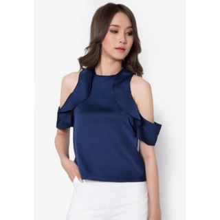 เสื้อเบลาส์ Satin Cold Shoulder Stellar