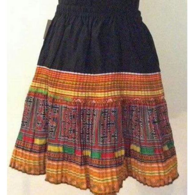 Chic Tribal Hmong Skirt  กระโปรงชาวเขา