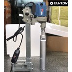 DONGCHENG เครื่องคอริ่ง (Coring) แท่นเจาะคอนกรีต เจาะได้ถึง 5 นิ้ว 1,800W เกลียว1.1/4 UNC ไม่แถมดอก