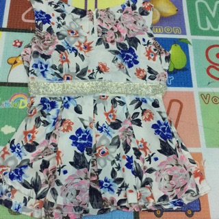 เสื้อทำงานปักเลื่อมที่เอว อก34 ยาว 25