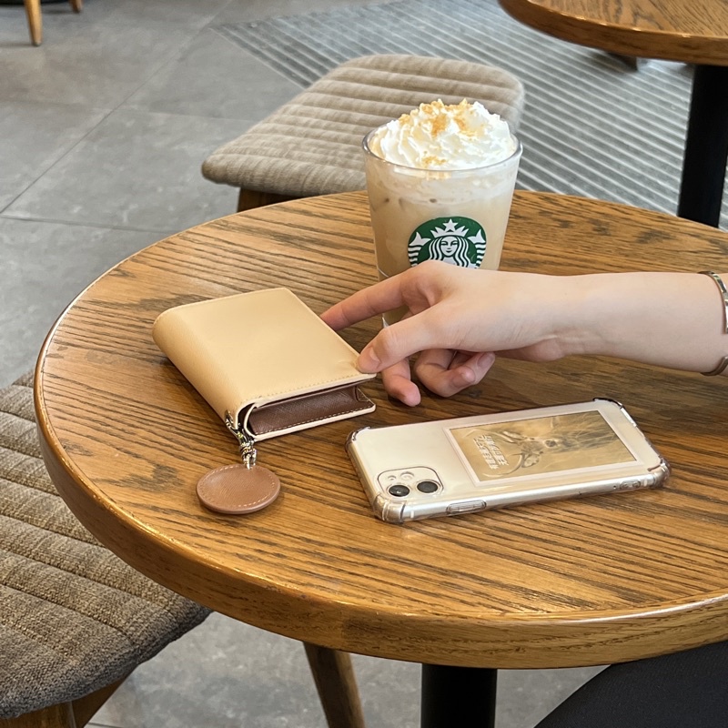 Waffle Wallet - Premium Wallet with Color Layers - ออกแบบมาเป็นพิเศษโดย Ouithebrand