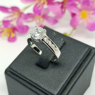 Memorine Jewelry แหวนเงินแท้ 925 ฝังเพชรสวิส (CZ) : ONLR267