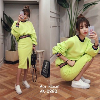 💚new in today💚  พร้อมส่งจ้า  made in korea set blouse &amp; skirt