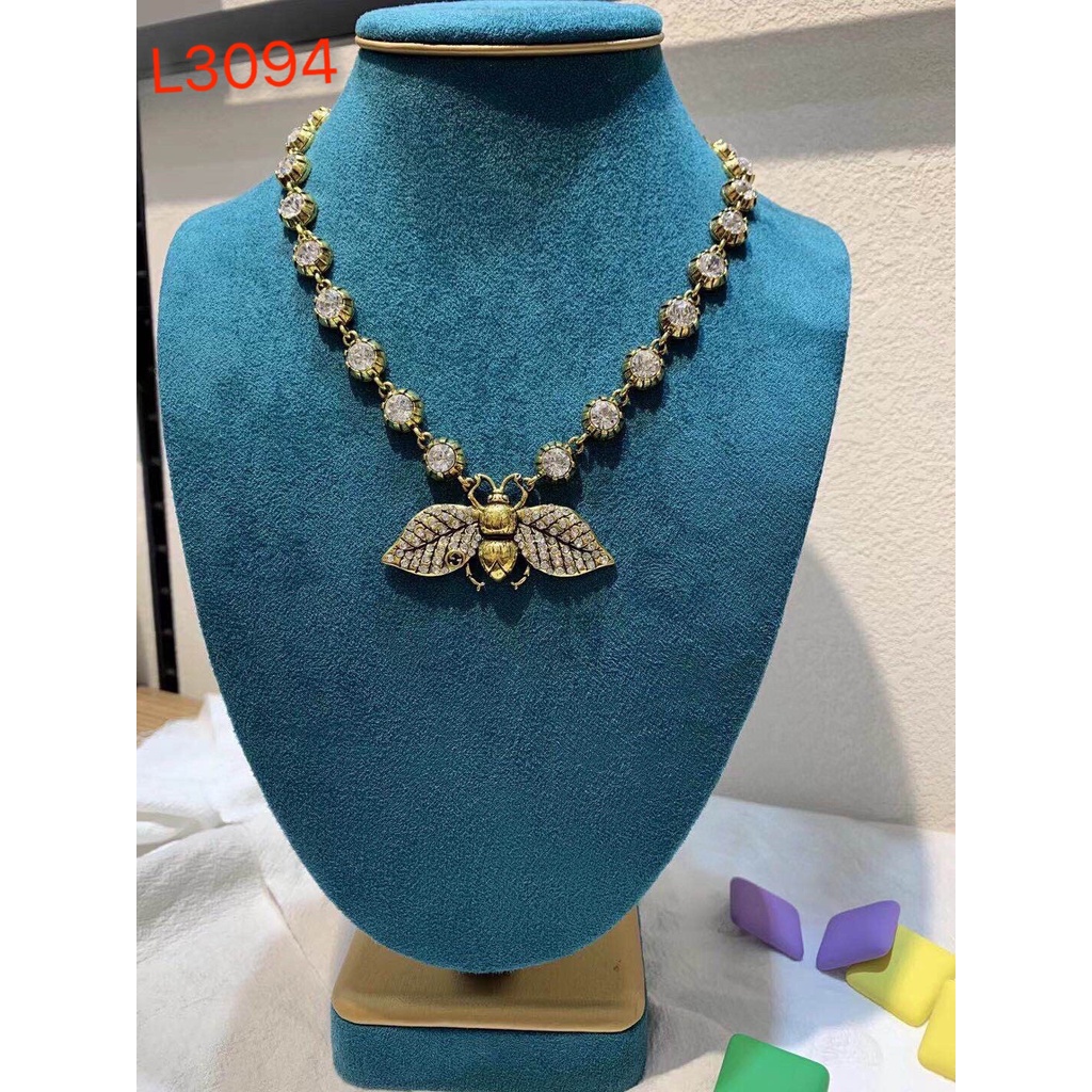 เครื่องประดับ สร้อยคอ จี้ผึ้ง อัญมณี แฟชั่นเรโทร สําหรับผู้หญิง