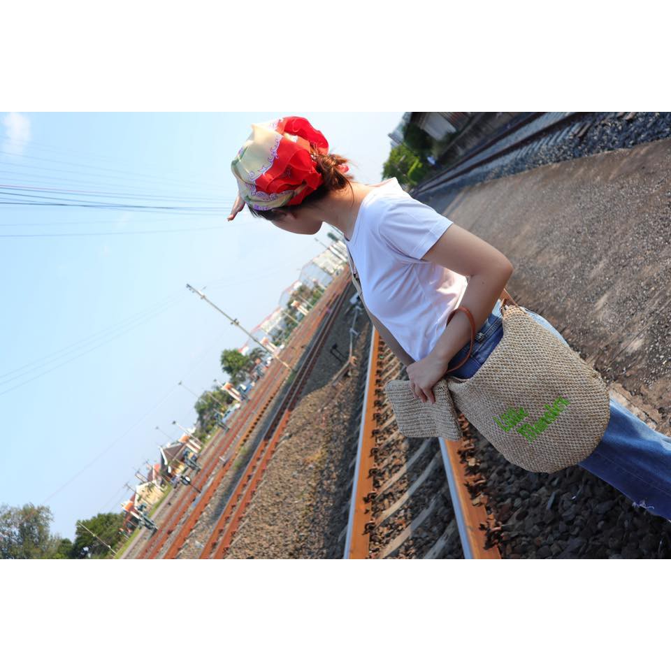 DS brand : กระเป๋าหวายคาด ปักชื่อ DS04-2