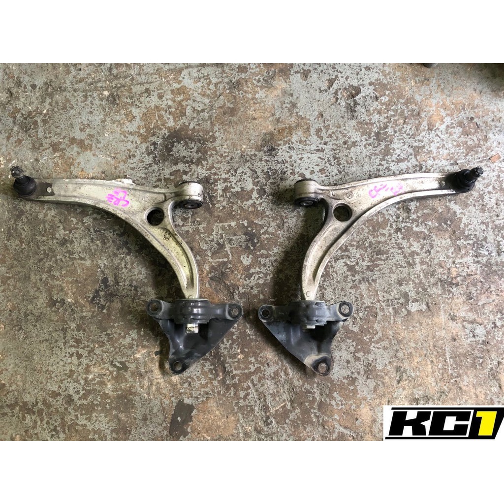 แขนล่างหน้า Honda CRZ ZF1 ZF2 (ไม่มีการรับประกัน)