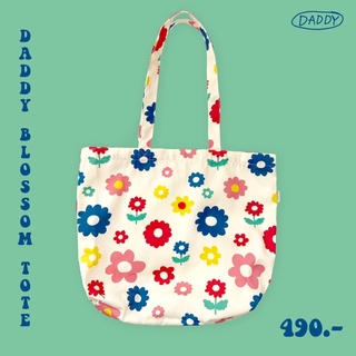 DADDY | Blossom Tote กระเป๋าผ้าแคนวาส ลายดอกไม้ สีครีม สุดน่ารัก