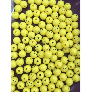 ลูกปัดรูปยิ้มเหลืองขนาด8มม.50เม็ด40บาท