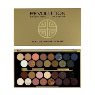 Limited Edition  พาเลทตา 30 โทนสี Makeup Revolution