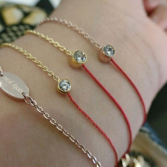 ของแท้100% ด้ายแดงนำโชค สร้อยข้อมือนำโชค #89 สร้อยข้อมือด้ายแดงมีจี้เพชร เสริมโชคลาภ ความรัก มหาเสน่ห์