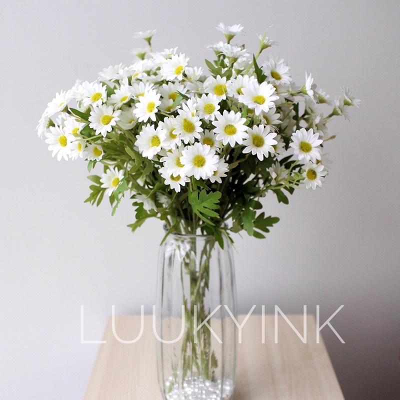 ดอกเดซี่ปลอม คาโมมายปลอม ดอกไม้ปลอม พร้อมส่งค่ะ ดอกไม้ปลอมแต่งบ้าน Luukyink Flowers