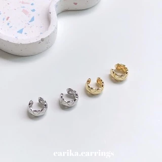 earika.earrings - grid collection ต่างหูห่วง/หนีบก้านเงินแท้ชุบทองคำขาวลายตาราง (มีให้เลือก 2 สี) ผิวแพ้ง่ายใส่ได้