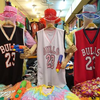 เสื้อบาสคอวี สกรีน "Bull 23"