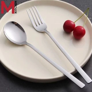 M KITCHEN 1000 ช้อนส้อม ช้อนส้อมเกาหลี ช้อนทอง สแตนเลส 1คู่ (A8)