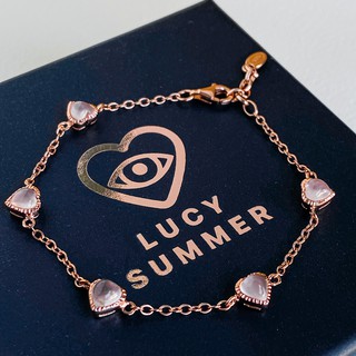 LUCY SUMMER สร้อยข้อมือ Pinkgold - Silver 925 พลอยแท้ Rose Quartz รูปหัวใจ 5 เม็ด รุ่น Majestic Heart Bracelet