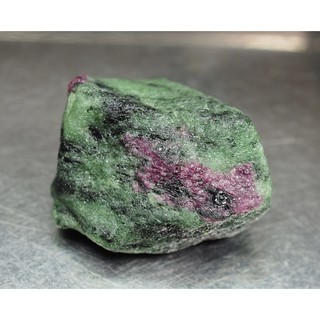 พลอยทับทิมซอยไซต์ (Ruby in Zoisite ) 198.50 กะรัต (RU0167)