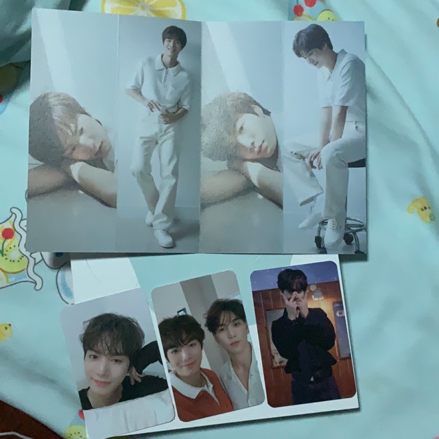 Album 7 The table  all JR