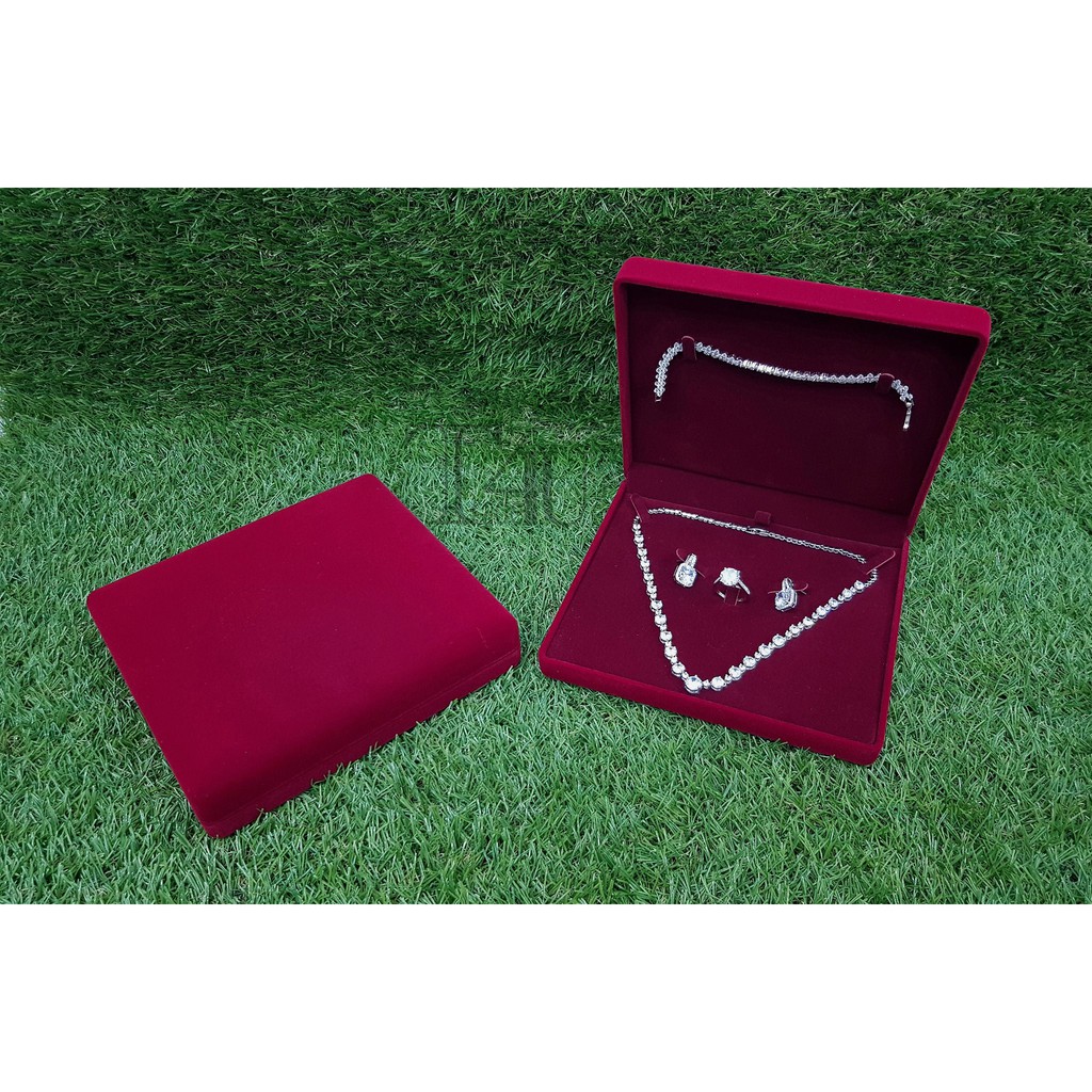 กล่องสังวาลย์ รหัส 99 สี่เหลี่ยมใหญ่