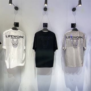 Lifeworks ใหม่ เสื้อยืดลําลอง แขนสั้น ทรงหลวม ขนาดเล็ก แฟชั่นสไตล์เกาหลี สําหรับผู้ชาย และผู้หญิง