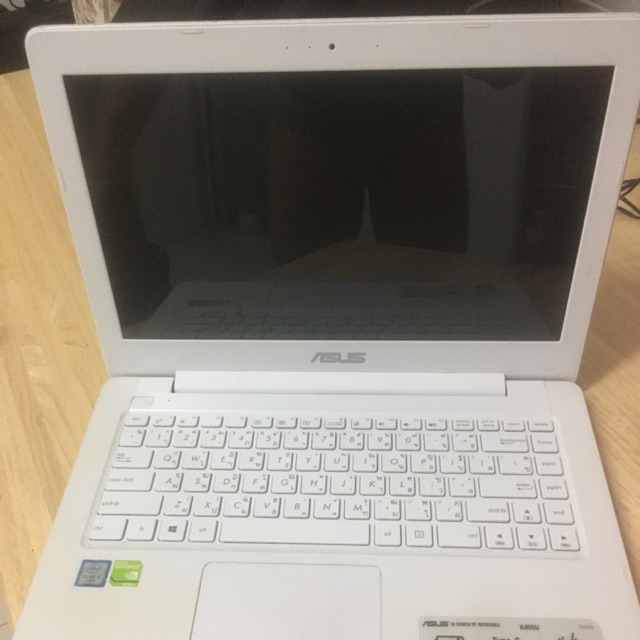 Asus รุ่น k 456 u สีขาว(ลำโพงแตก)
