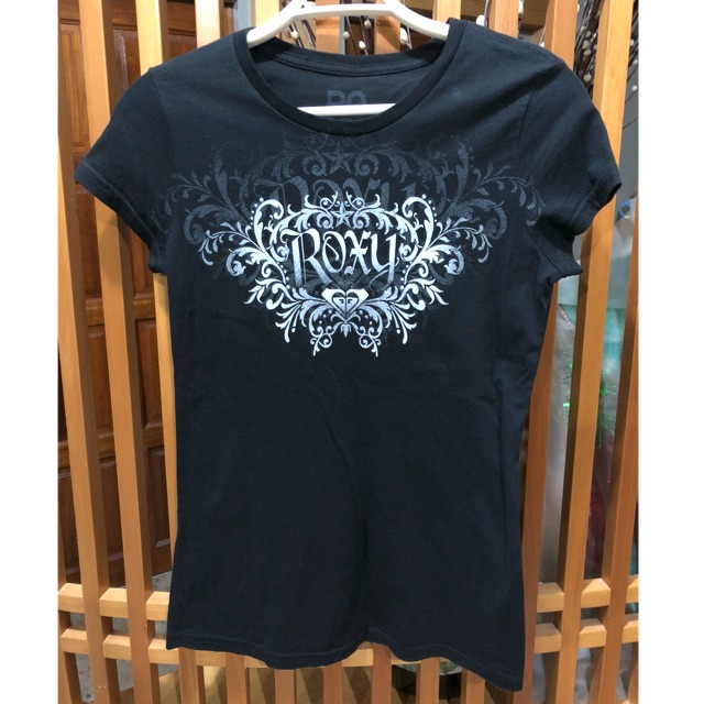 เสื้อยืด Roxy