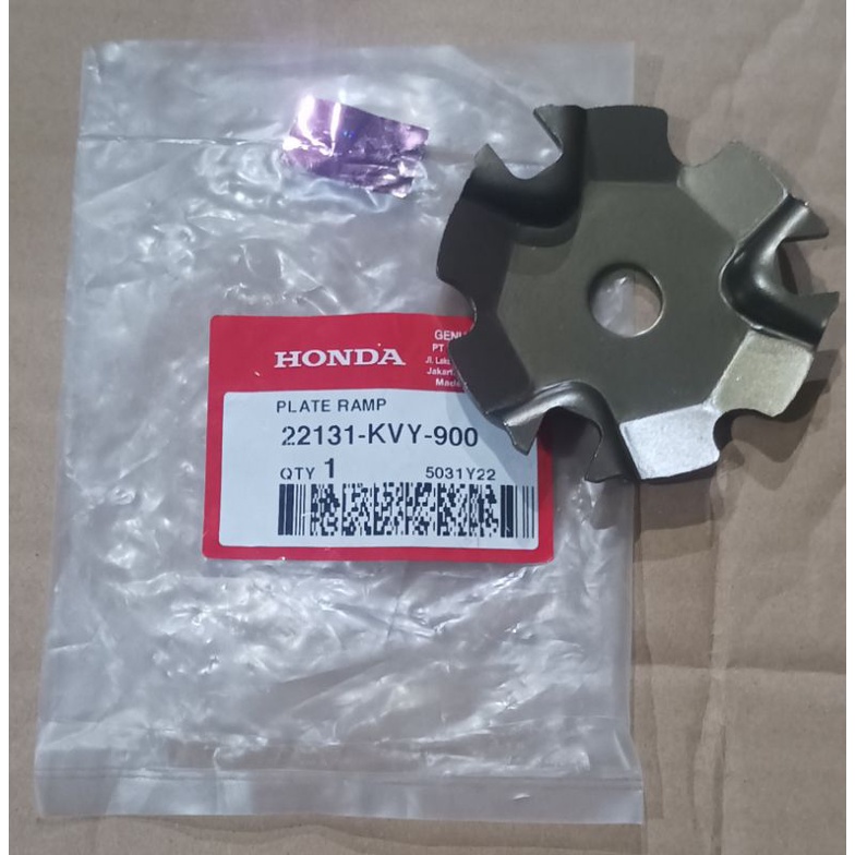 จาน RAMP ROLLER BEAT SPACY CALBULATOR 22131-KVY-900 ORIGINAL HONDA AHM