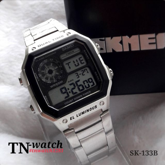 SKMEI รุ่น SK-1335 นาฬิกาข้อมือดิจิตอล จับเวลาบอกวันที่กันน้ำ100% พร้อมกล่องสีเงินทอง