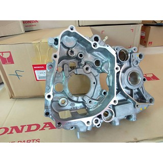 แคร้งเครื่อง แคร้งซ้าย รุ่นสตาร์ทเท้า ของแท้ศูนย์ HONDA เวฟ110i Wave110i cz-i รหัสอะไหล่ 11200-KWW-640