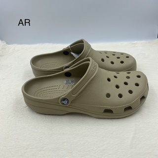 รองเท้า Crocs รองเท้าแบบสวมสำหรับผู้หญิงและผู้ชาย งานสวยมากเป็นงานตัดเย็บละเอียดน้ำหนักเบานิ่มใส่สบายเท้า