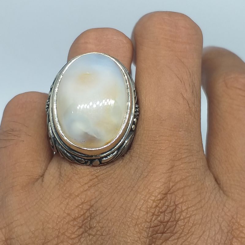 Yemen Cloud Motif.**