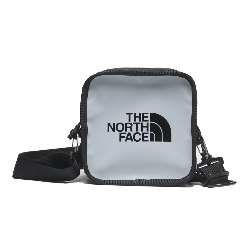 THE NORTH FACE EXPLORE BARDU II - TRADEWINDS GREY/TNF BLACK -กระเป๋าสะพายทรงเหลี่ยม กระเป๋า กระเป๋าคาดไหล่