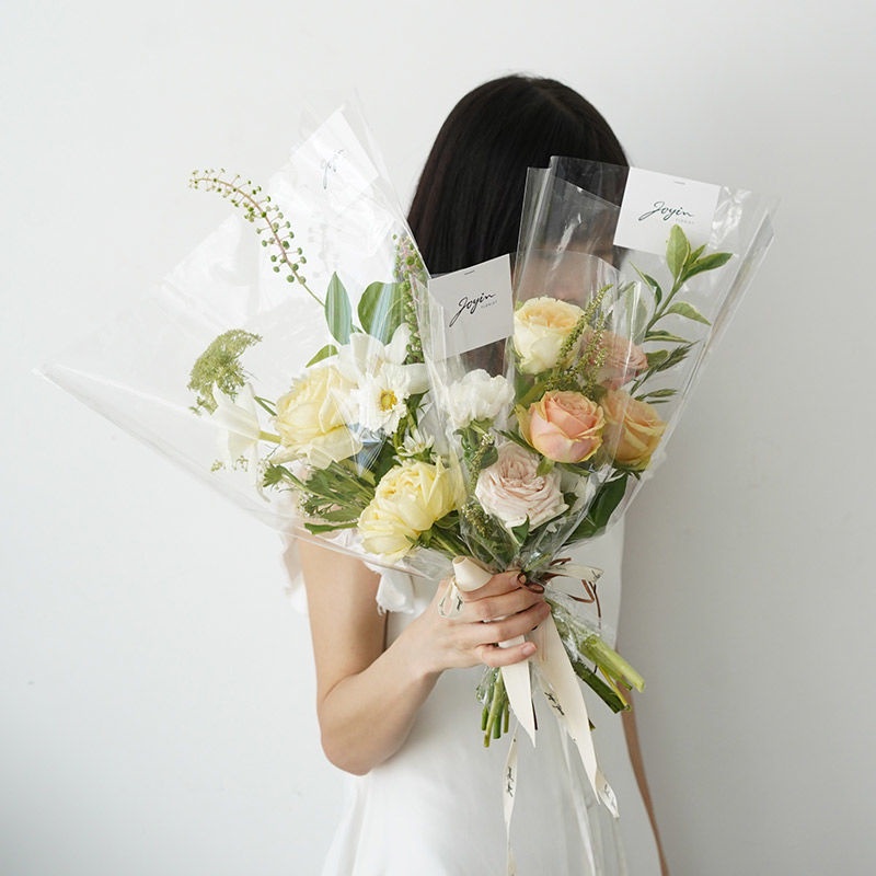 ถุงบรรจุภัณฑ์ ช่อดอกไม้หลายดอก LOVE สีโปร่งใส 10 ชิ้น