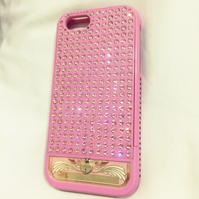 Case lucien