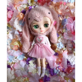 ชุดตุ๊กตามิดดี้บลายธ์ Midie blythe size.