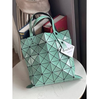 📮@1,690.-(Green สี Matte)🔥🔥ShowCase for Sale 7 % 🔥🔥💯Baobao Issey Miyake 6x6 กระเป๋า Tote