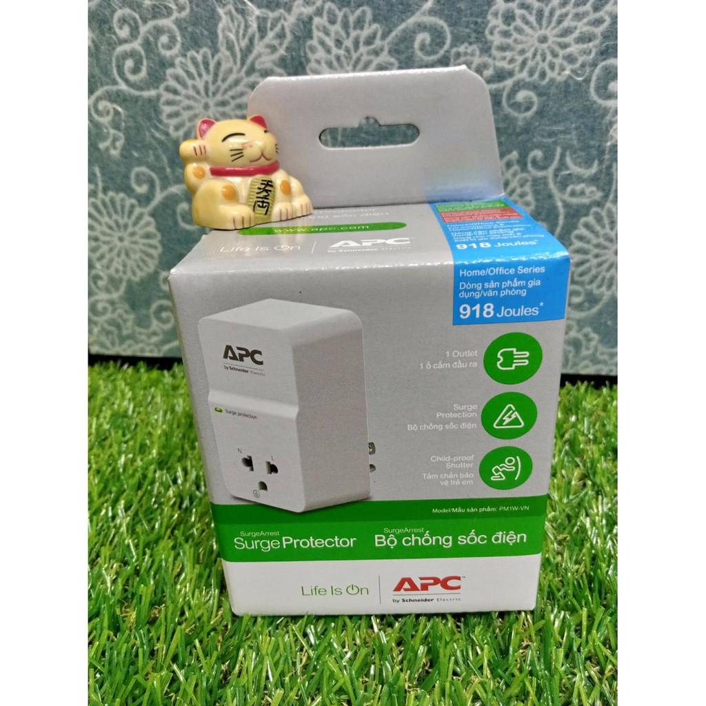 APC PM1W-VN ปลั๊กไฟกันกระชาก