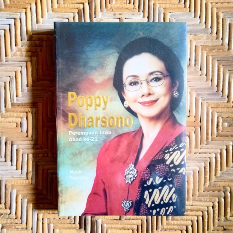 (ของแท้) Poppy Dharsono - Female Javanese Century-21
