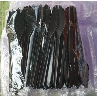 มีดพลาสติก สีดำ มีดใช้หั่นสเต๊ก หั่นขนม กั่นเบอเกอรี่ ห่อละ100 ชิ้น