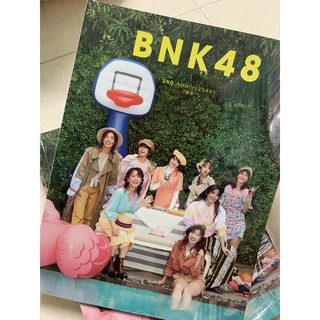 หนังสือครบรอบ 2 ปี bnk48