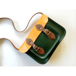 กระเป๋า The Leather Satchel Company จากประเทศอังกฤษ ขนาด 11" สี 3 Tone Limited (เขียวแก่, น้ำตาลเชสนัท, น้ำตาลเหลือง)