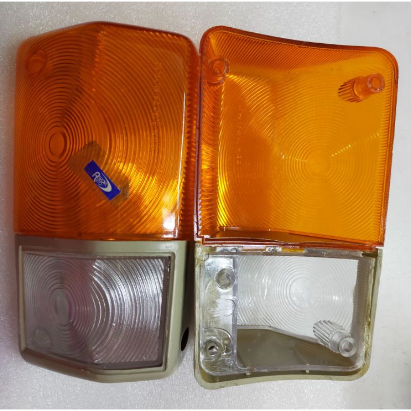 HINO LEFT SIGNAL LENS-1 PC