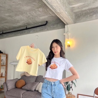 Basic crop เสื้อยืดครอป (ลาย Croissants)