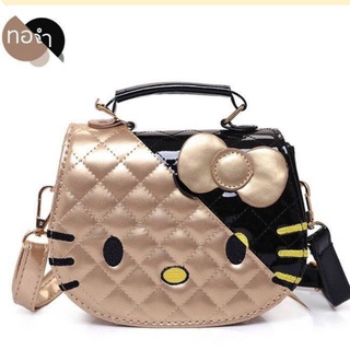 กระเป๋าสะพาย Hello Kitty วัสดุเป็นหนังแก้ว แวววาว 
วิบวับ น่ารัก และหรูหรา