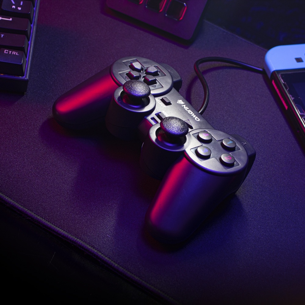 Nubwo NJ-43 Sequential Gaming Controller จอยสติ๊กสำหรับเล่นเกม ระบบสั่นสองชั้น เพื่อเพิ่มอรรถรส (รับประกันศูนย์ 1 ปี)