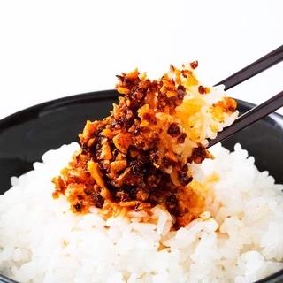 MOMOYA TABERU LAYU 110G (11844) น้ำมันพริกผสมกระเทียมกรอบ JAPANESE CHILI PASTE น้ำมันลายุ