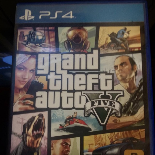 แผ่นแท้ GTA5 ไร้รอย มีแผนที่ ส่งต่อ 800