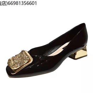 หัวรองเท้าสูง -Heelled New Spring and Autumn Patent Leather Shoel รองเท้าแต่งงานหนา