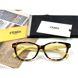 กรอบแว่นตา Fendi หน้ากระ ขาสีเหลืองทอง